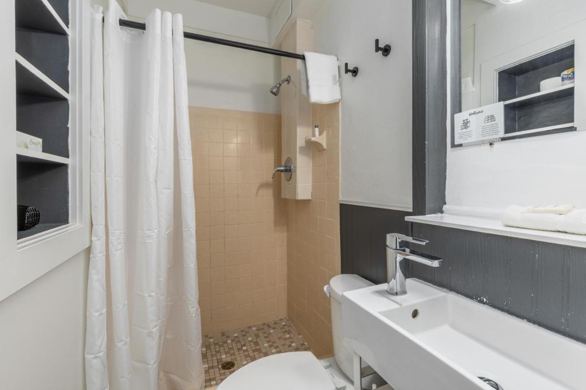 Blue Star Motel Douglas Bagian luar foto