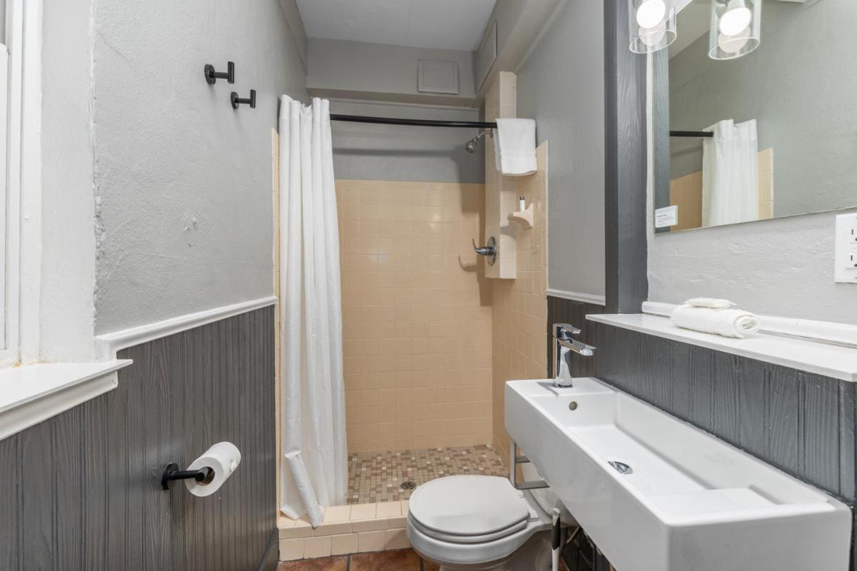 Blue Star Motel Douglas Bagian luar foto